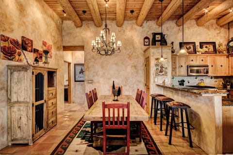 House (2 Bedrooms) | Property amenity