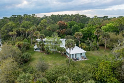 1 acre surrounded by palm trees