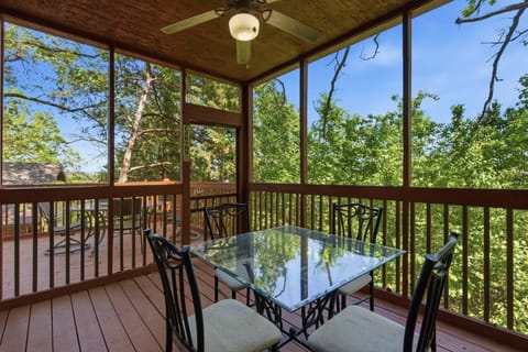 Screened in Porch