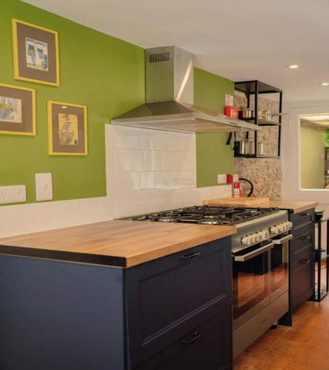 House | Private kitchen | Highchair