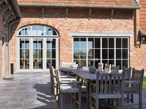 House | Dining
