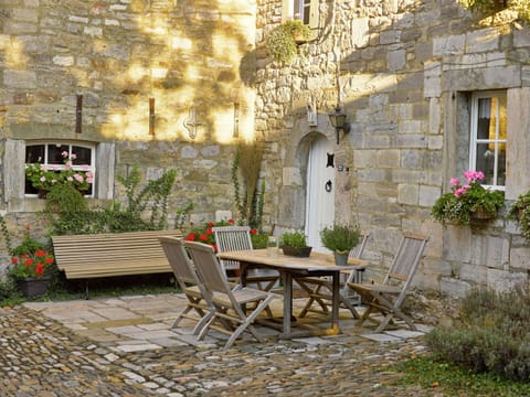 House | Dining