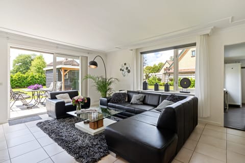 House | Living room