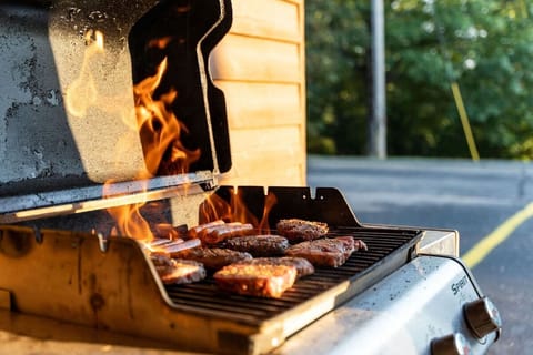 BBQUE on your own private grill!