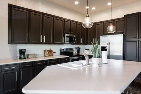 Plenty of Stone Counter Space to Make Meal Prep and Entertaining a Breeze