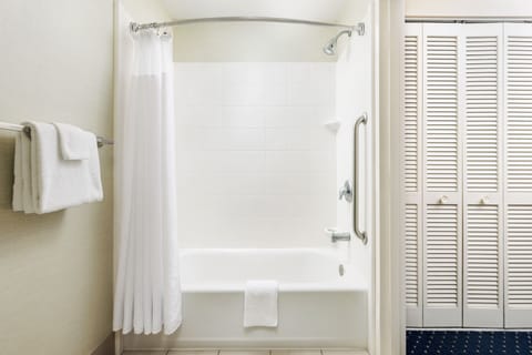 Free toiletries, hair dryer, towels