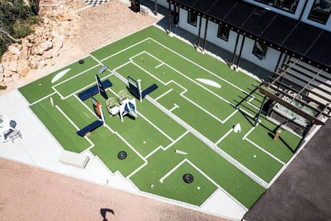 Sport court