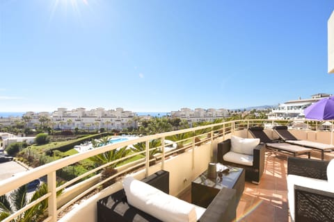 Myramar Penthouse 528 - 1