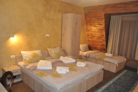 Egyptian cotton sheets, premium bedding, Tempur-Pedic beds, minibar