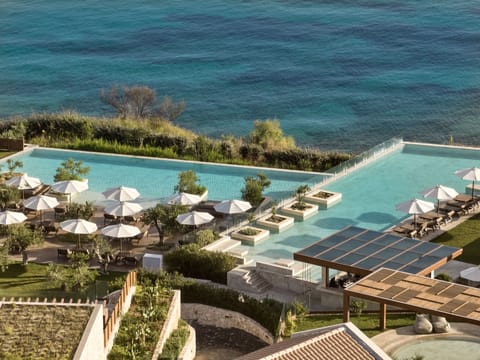 Indoor pool, seasonal outdoor pool, free cabanas, pool umbrellas