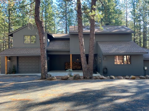 GM 239 (Alpine Fir) - Newly Painted