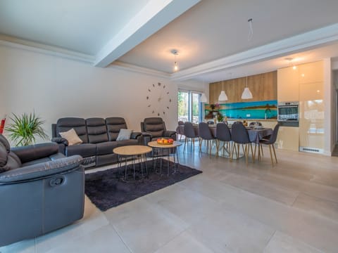 Villa | Living room
