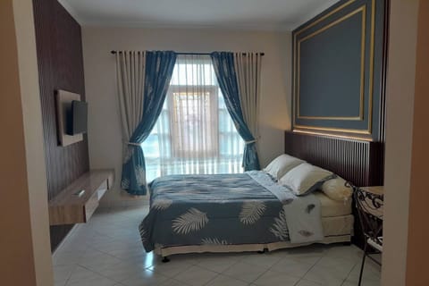 Superior Room | Desk, free WiFi, bed sheets