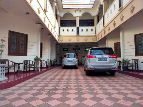 Free self parking