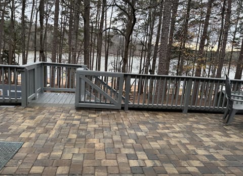 Excellent view of beautiful lake Hartwell!