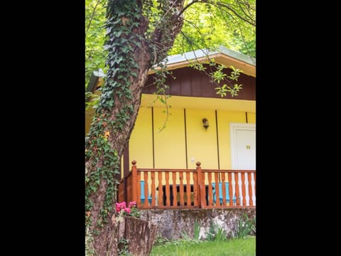 Bungalow, 1 Bedroom, Smoking, Balcony | Exterior