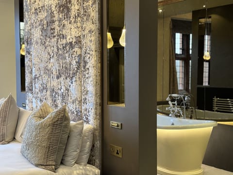 In-room safe, individually decorated, individually furnished, desk