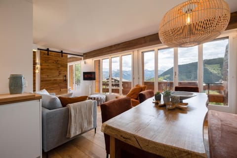 Apartment (2 Bedrooms) | Front of property