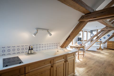 Suite, 2 Bedrooms | Private kitchenette