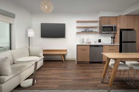 Egyptian cotton sheets, premium bedding, pillowtop beds, in-room safe