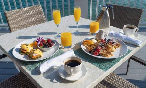 Daily buffet breakfast (USD 18.99 per person)