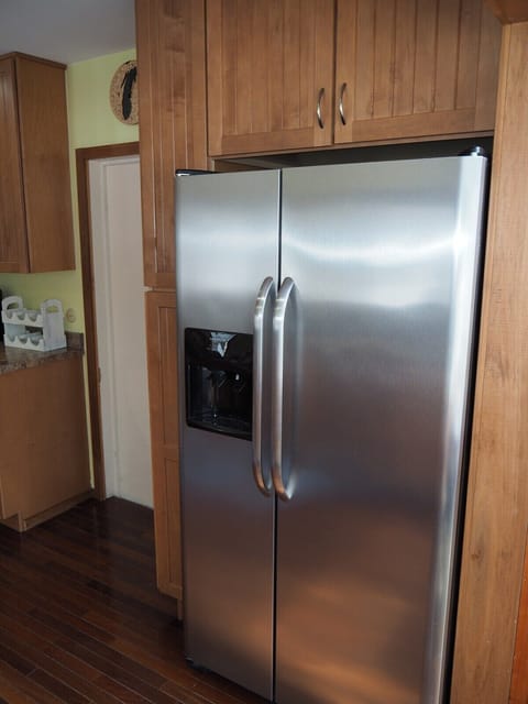 KITCHEN:  Large and convenient with all appliances!