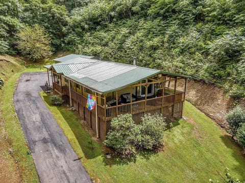 Secluded getaway in the Smoky Mountains!