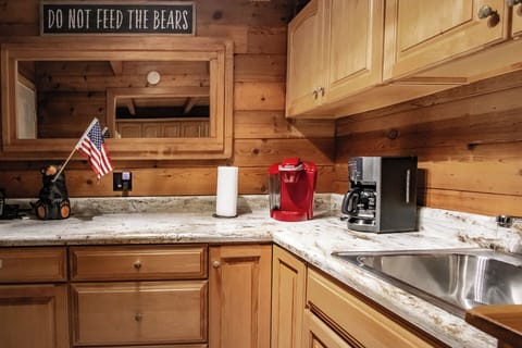 This is the wet bar off from the kitchen.