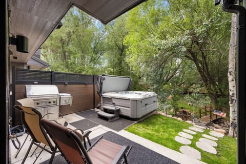 Private Hot Tub overlooking creek