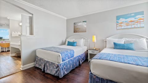 Bedroom - 2 Double Beds