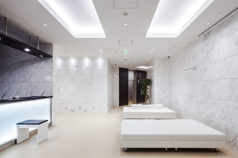 Reception hall