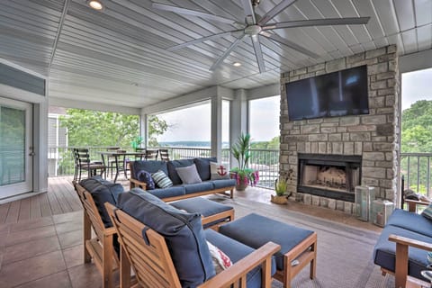 Osage Beach Vacation Rental | 5BR | 4.5BA | 5,000 Sq Ft | Steps Required