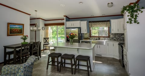 Plenty of seating in an Open Concept