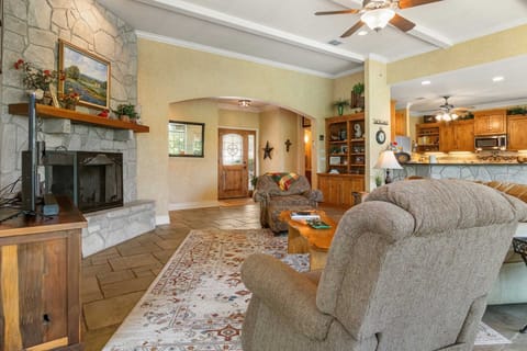 The open floor plan allows for plenty of room for everyone! It also creates a fun and inclusive conversational space.