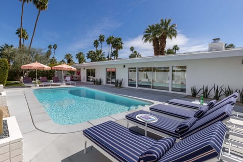 Welcome to The Marquee at Twin Palms