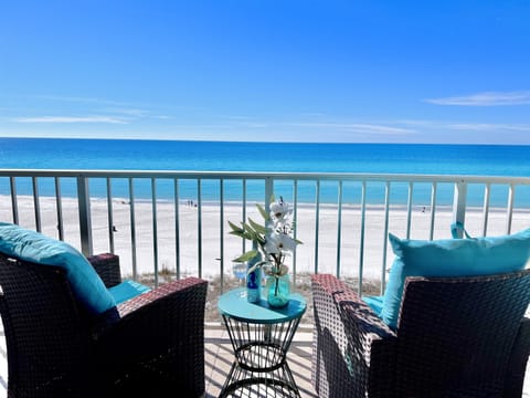 Come and Relax, It is AMAZING
Beach Service Included March thru October