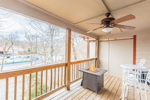 Private deck off master bedroom with gas fire pit