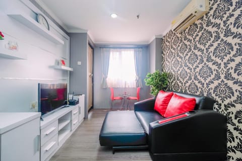 Room | Living room | TV