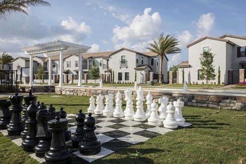 House (172 Balmoral) | Exterior