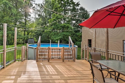 20-ft pool (larger than it appears here) is only open Memorial Day-Labor Day.