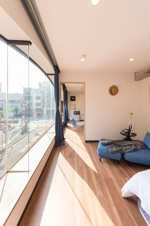 Apartment | Living area | Flat-screen TV