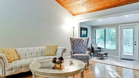 Living Room & Florida Room