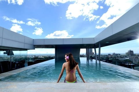 Outdoor pool, sun loungers
