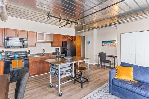 Space includes two desk areas for working