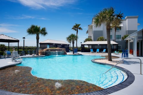 Outdoor pool, open 9:00 AM to 10:00 PM, sun loungers