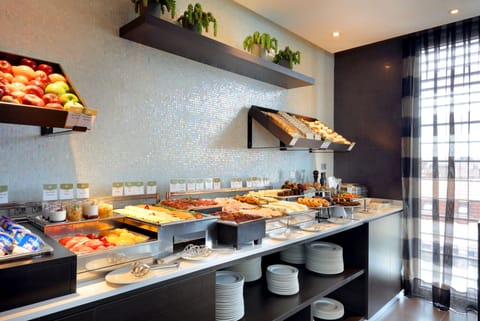 Daily buffet breakfast for a fee