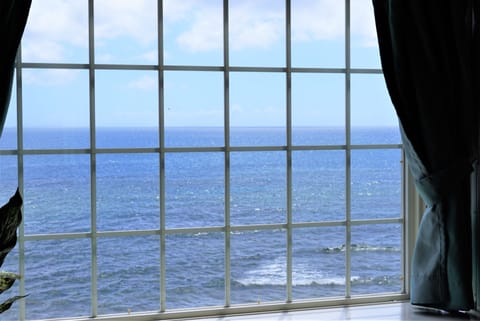 Basic Twin Room, 1 Bedroom, Kitchen, Ocean View | Beach/ocean view