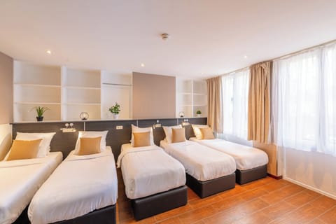 In-room safe, desk, blackout drapes, soundproofing