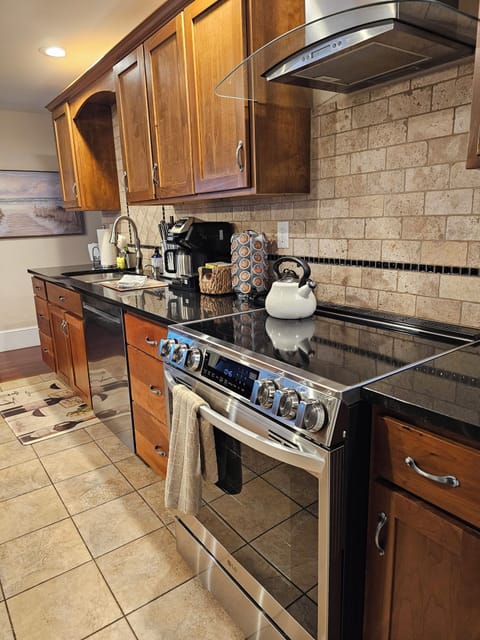 Brand new convection oven with air fryer and ceramic stove. New dishwasher.  