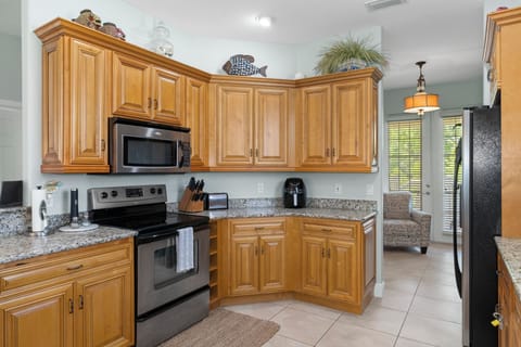 Fully equipped kitchen 